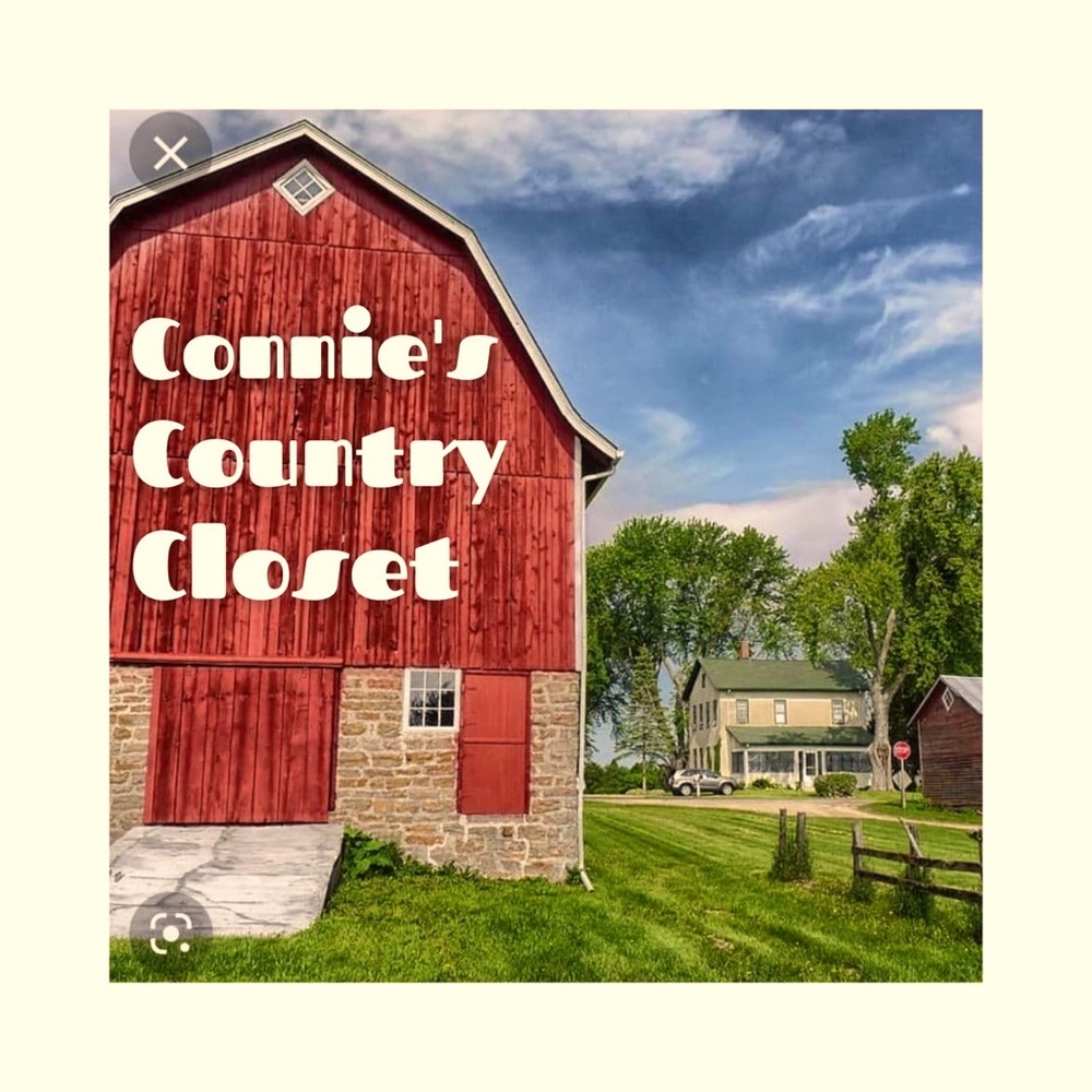 Welcome to Connie’s Country Closet. Come on in and take a look around.